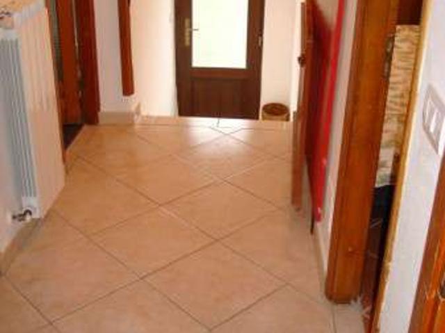 Villa arredata con terrazzo Centro