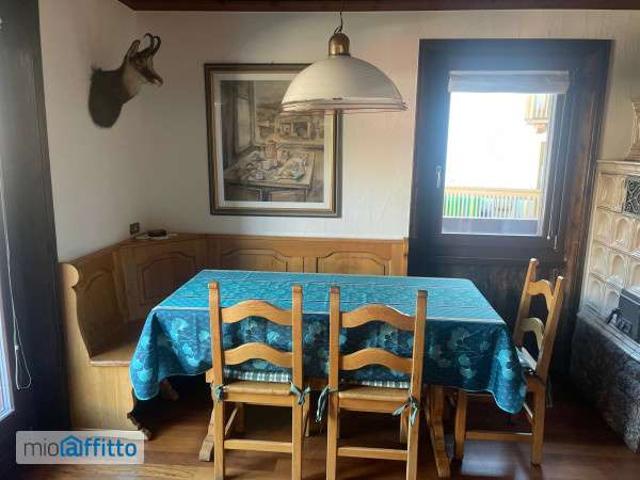 Villa arredata con terrazzo Cepina