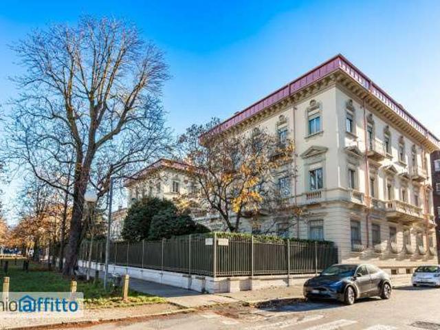 Villa arredata con terrazzo Crocetta