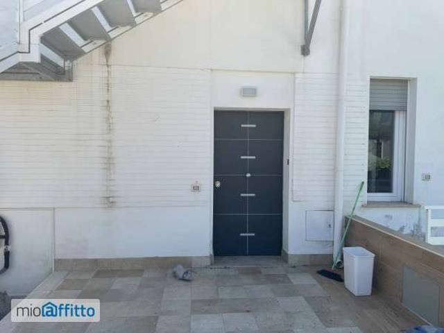 Villa arredata con terrazzo Anzio