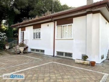 Villa arredata con terrazzo Anzio