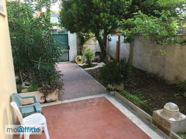 Villa arredata con terrazzo Anzio