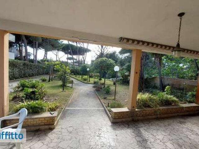 Villa arredata con terrazzo Anzio