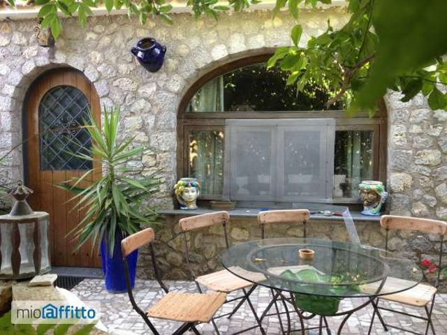 Villa arredata con terrazzo Anacapri