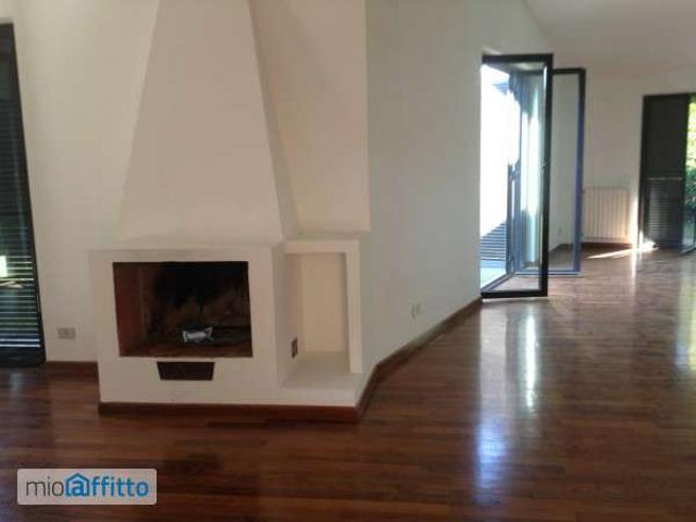 Villa arredata con terrazzo Giustiniana, olgiata, cesano
