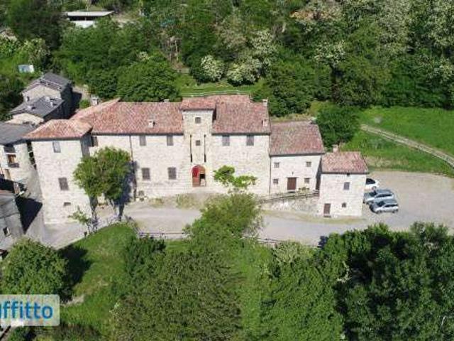 Villa arredata con terrazzo Ferriere