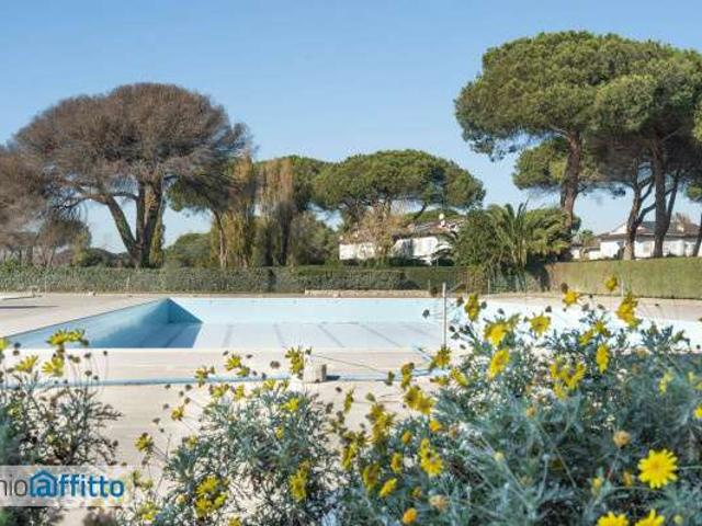 Villa arredata con terrazzo Infernetto, axa, casal palocco, madonnetta a roma