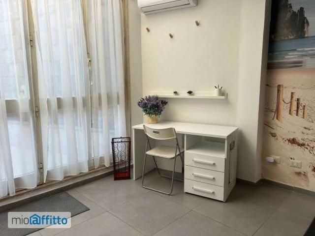 Villa arredata con terrazzo Infernetto, axa, casal palocco, madonnetta a roma