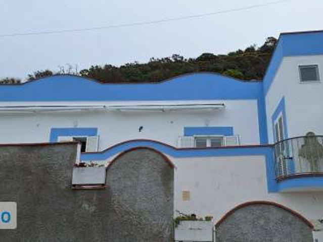 Villa arredata con terrazzo Le forna