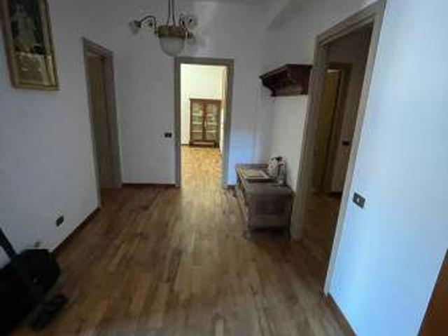 Villa arredata con terrazzo Monsano