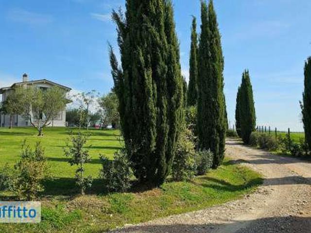 Villa arredata con terrazzo Montalto Di Castro