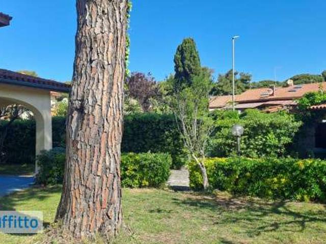 Villa arredata con terrazzo Marina di san nicola