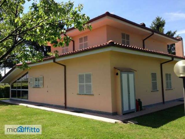 Villa arredata con terrazzo Marino
