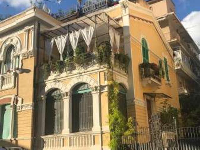 Villa arredata con terrazzo Messina