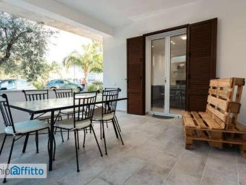 Villa arredata con terrazzo Milioti