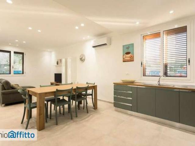 Villa arredata con terrazzo Milioti