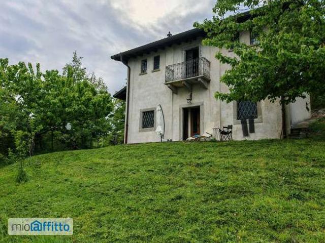 Villa arredata con terrazzo Solignano