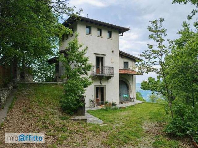 Villa arredata con terrazzo Solignano