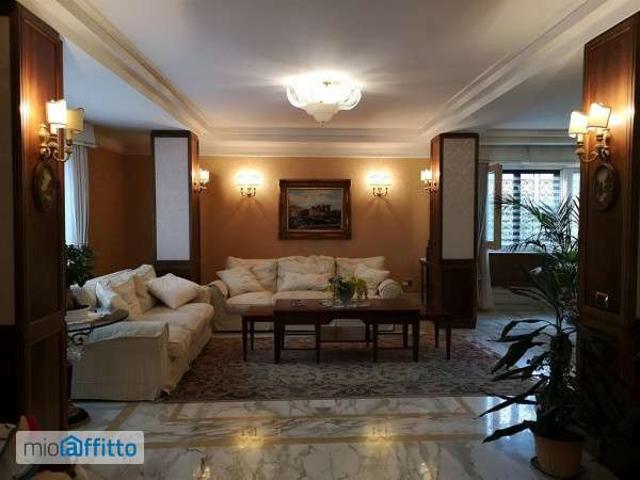 Villa arredata con terrazzo Salerno