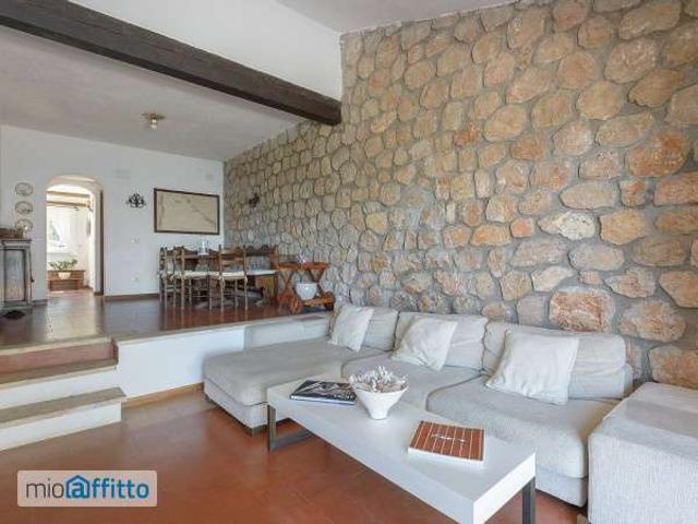 Villa arredata con terrazzo Porto santo stefano
