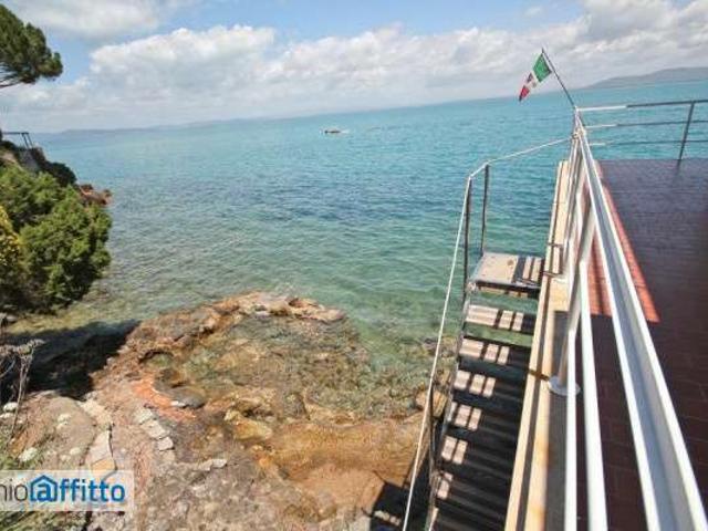 Villa arredata con terrazzo Porto santo stefano