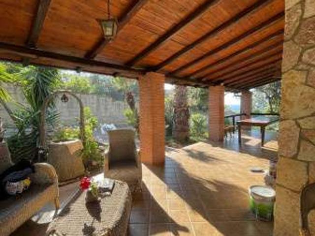 Villa arredata con terrazzo Partinico