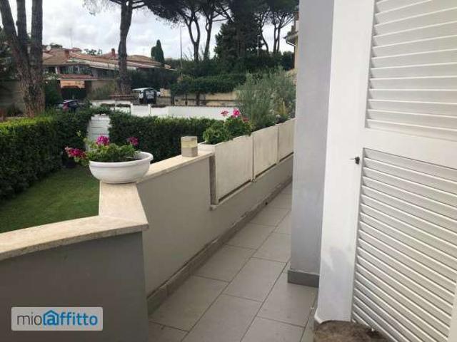 Villa arredata con terrazzo Pisana, bravetta, casetta mattei