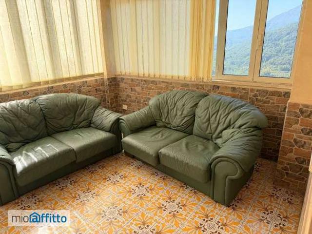 Villa arredata con terrazzo Roviano
