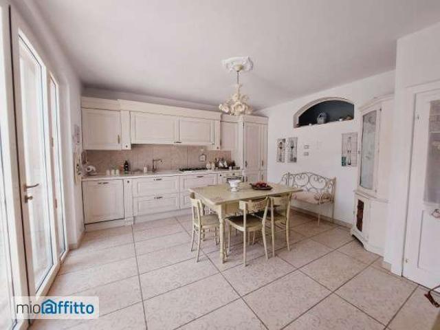 Villa arredata con terrazzo Ripaberarda