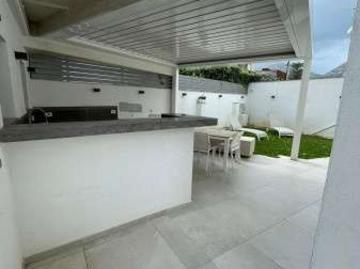 Villa arredata con terrazzo Tommaso natale