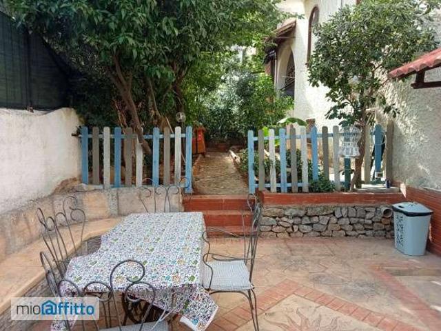 Villa arredata con terrazzo Tommaso natale
