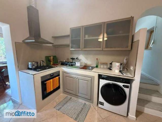 Villa arredata con terrazzo Tommaso natale