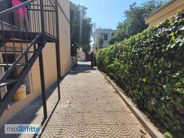 Villa arredata con terrazzo Tommaso natale