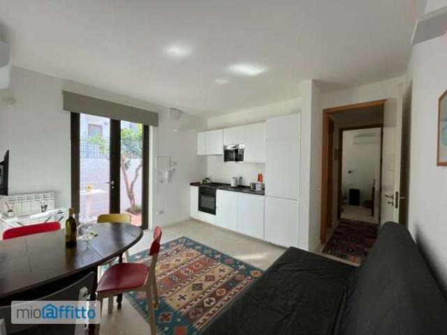 Villa arredata con terrazzo Tommaso natale