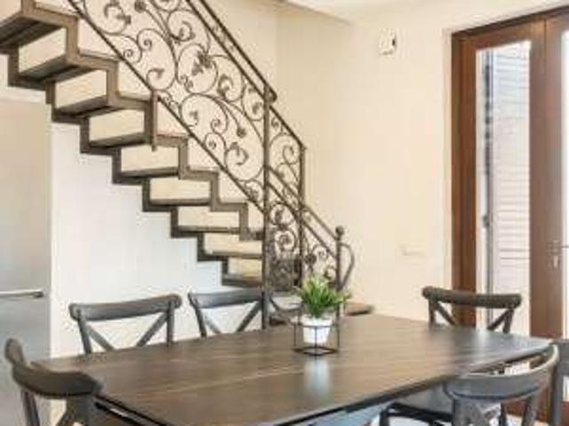 Villa arredata con terrazzo Tommaso natale