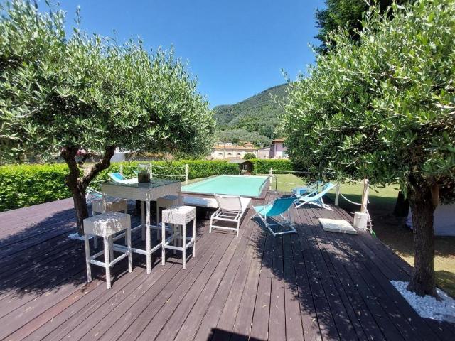 Villa arredata in affitto, Camaiore nocchi
