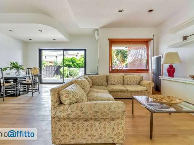 Villa arredata Infernetto, axa, casal palocco, madonnetta a roma
