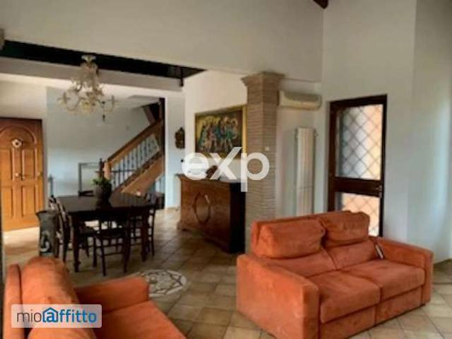 Villa arredata Infernetto, axa, casal palocco, madonnetta a roma