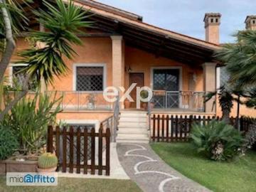 Villa arredata Infernetto, axa, casal palocco, madonnetta a roma