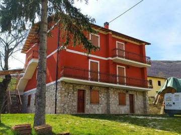 Villa arredata Poggio primocaso