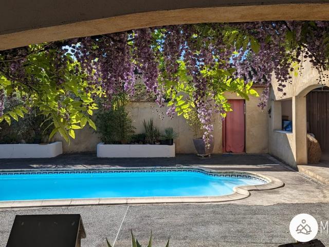 Villa atypique sur les hauteurs 222m² Puygouzon