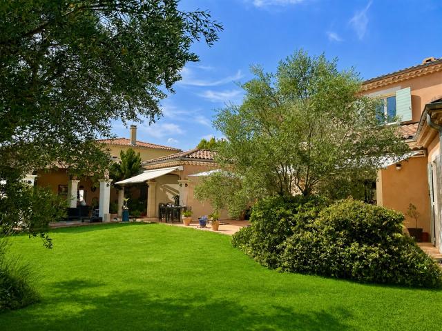 Villa au cœur d’un golf, aux portes de Montélimar 210m² Montélimar