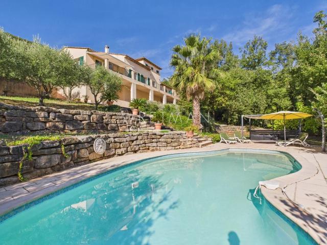 Exclusivité Villa au Charme Provençal avec Vues Panoramiqu. 176m² Le Cannet des Maures