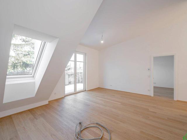 VILLA AUHOF ELEGANTER NEUBAU IM DACHGESCHOSS