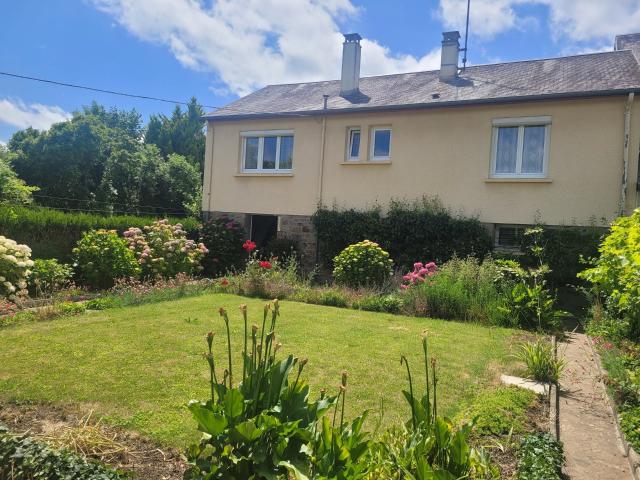 Villa avec gîte indépendant et jardin 100m² Passais