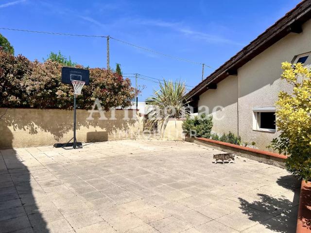Villa avec jardin 146m² Vic Fezensac