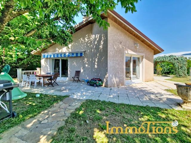 Villa avec piscine 113m² Chatte
