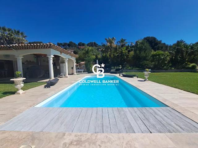 Villa avec piscine