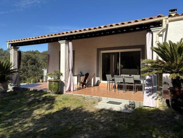 Villa avec Piscine à 5 mns de Quissac