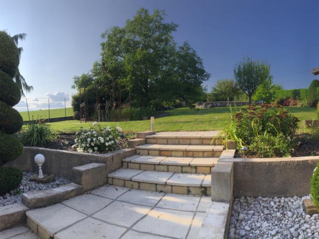 Villa avec piscine sur Laquenexy